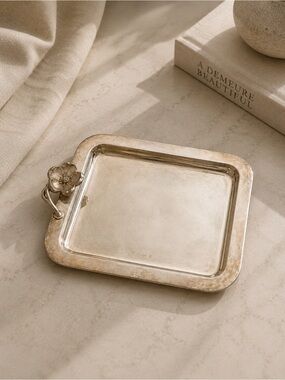 Christofle silver-plated tray Anemone design